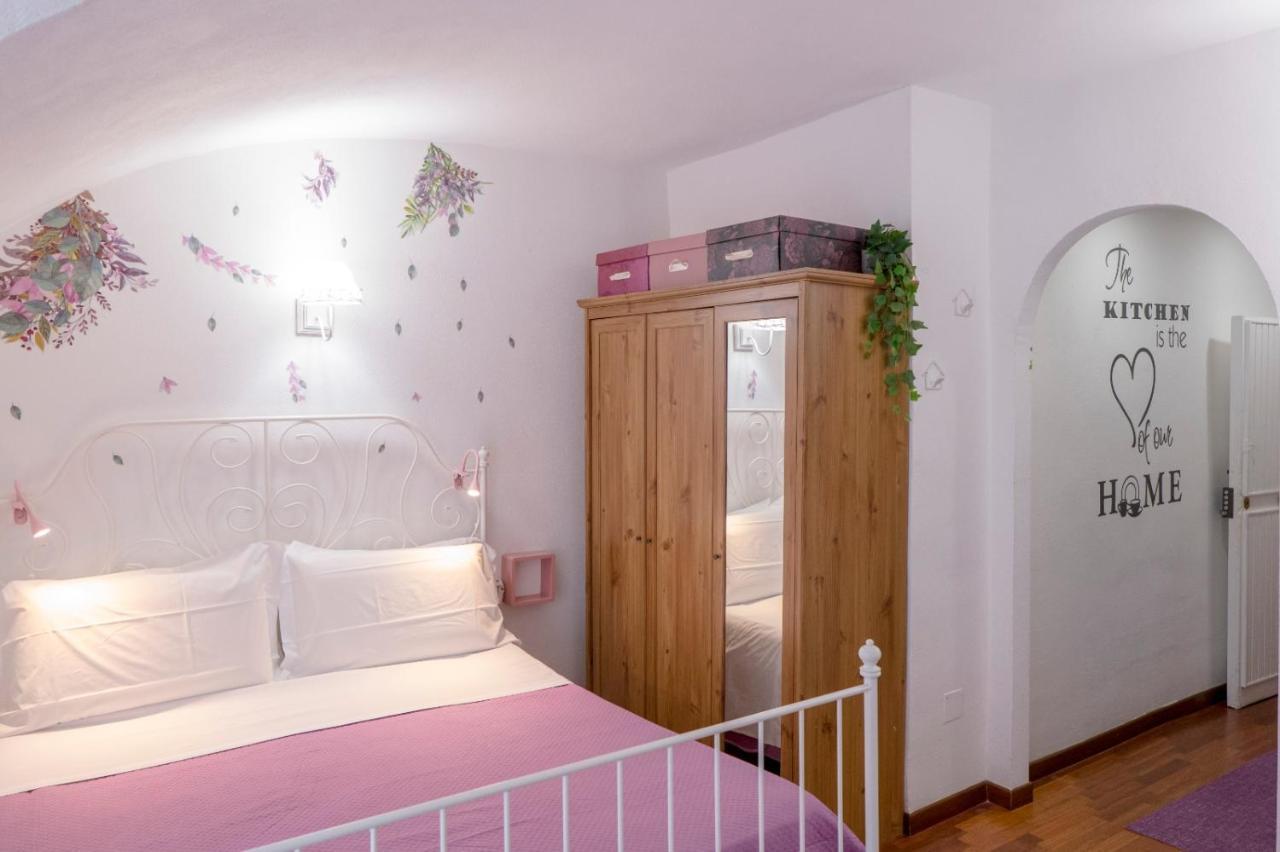 Napoli Centro Chiaia Apartment Екстериор снимка