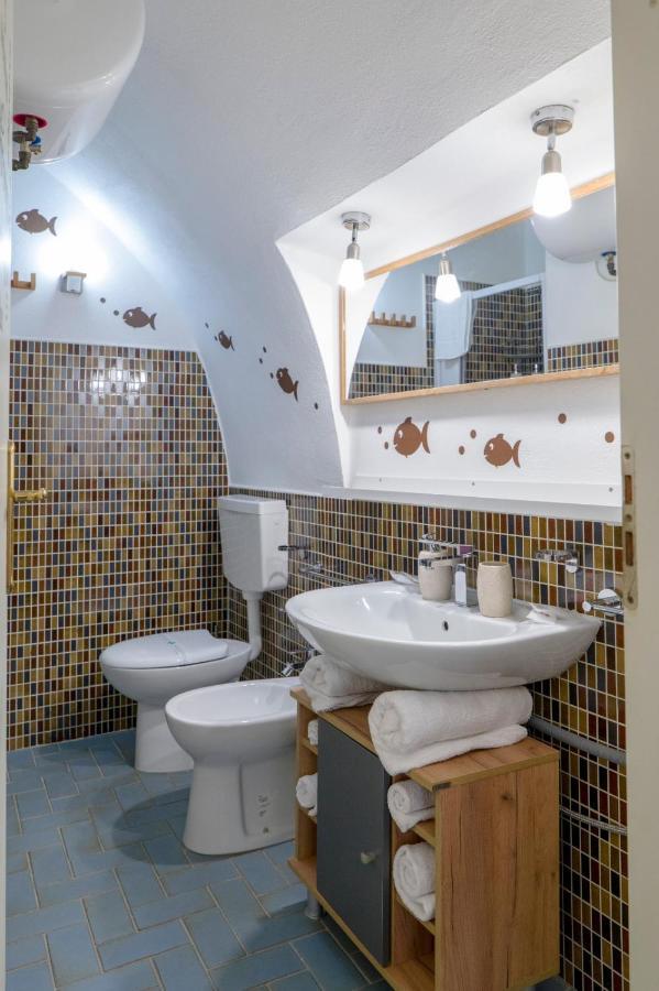 Napoli Centro Chiaia Apartment Екстериор снимка