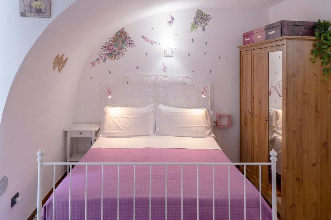 Napoli Centro Chiaia Apartment Екстериор снимка